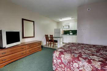 Intown Suites Extended Stay Charlotte Nc -East Independence 外观 照片